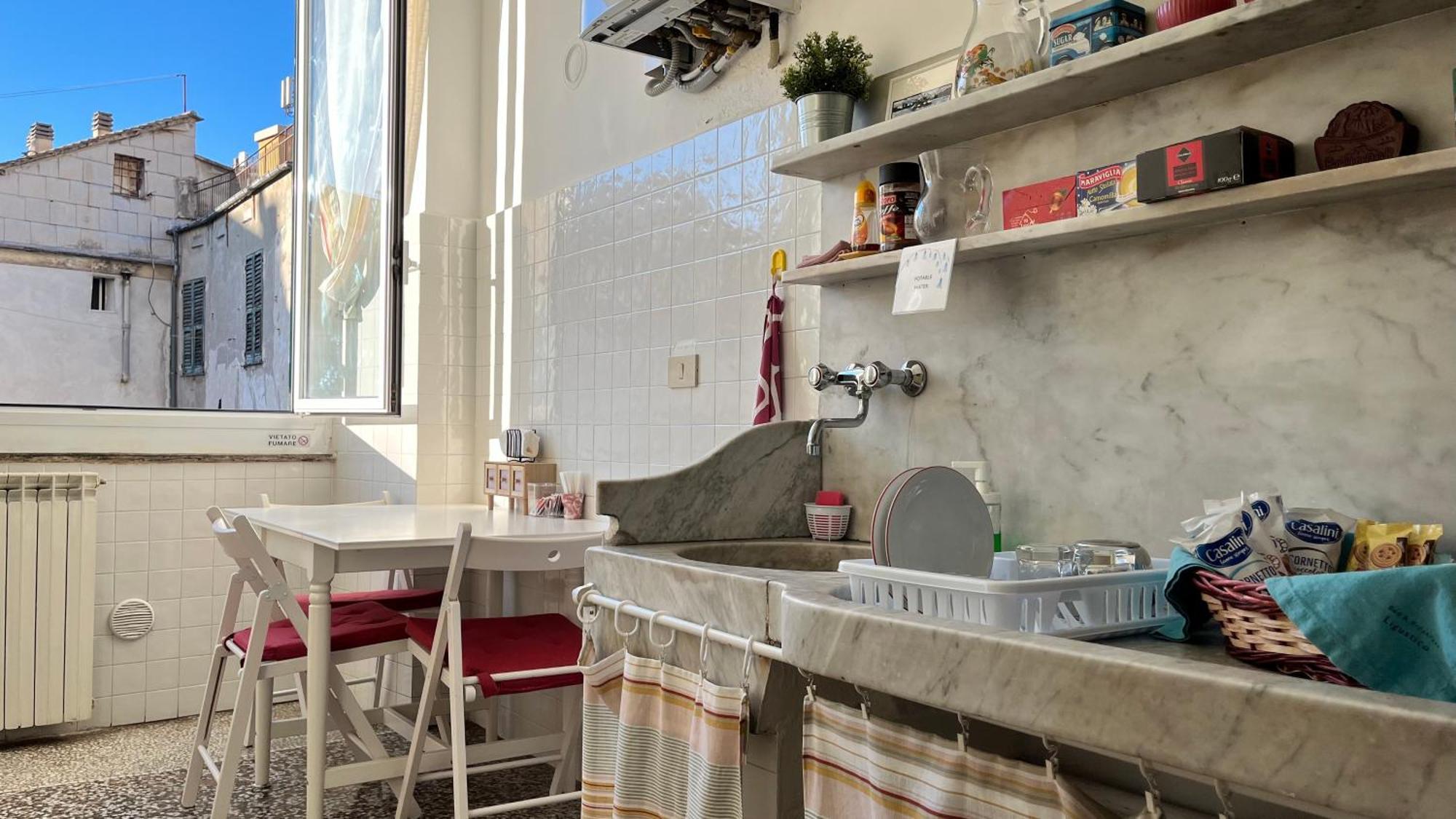 B&B Ligustico Генуя Экстерьер фото